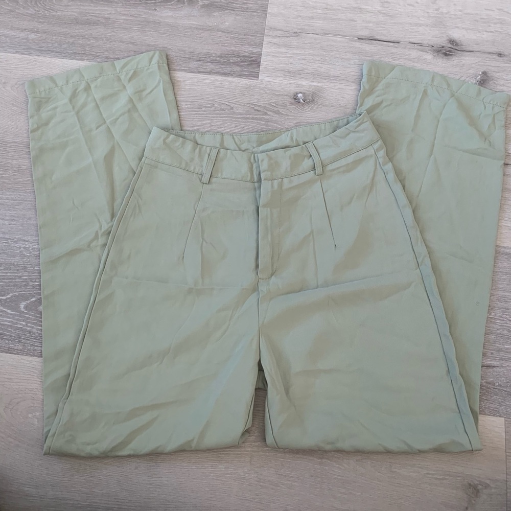 Mint dress pants new never worn size 6